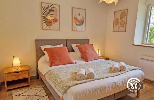 Aron Casa | Le Chaussis