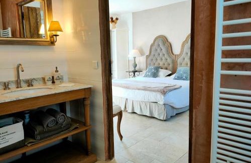Bec-de-Mortagne Cama Y Desayuno | Le Clos Bel Ami Chambre d'hôtes avec piscine