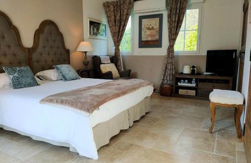 Bec-de-Mortagne Cama Y Desayuno | Le Clos Bel Ami Chambre d'hôtes avec piscine