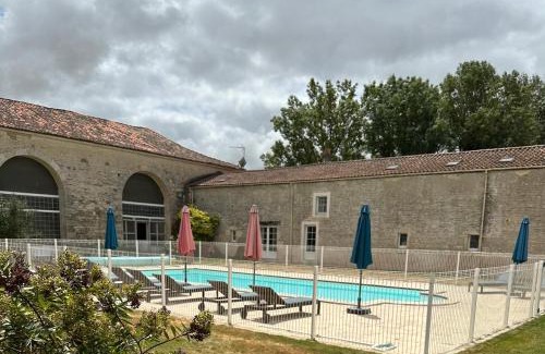 Surgeres Casa | Le Colombier Gites