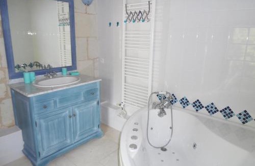 Courchamps Apartamento | LE COMPOSTELLE BATIMENT LA RENAISSANCE