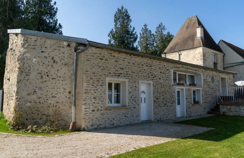 Coulonges-Cohan Apartamento | 🌿 Le Cortiault - Jacuzzi privatif - Cocooning & cosy at the gateway to Champagne
