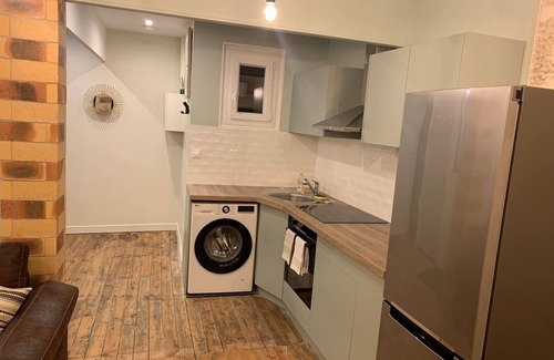 Clou Bouchet Apartamento | Le Côté Rétro Centre Ville- 2mn from the train station and the city center( ideal for families and businesses)