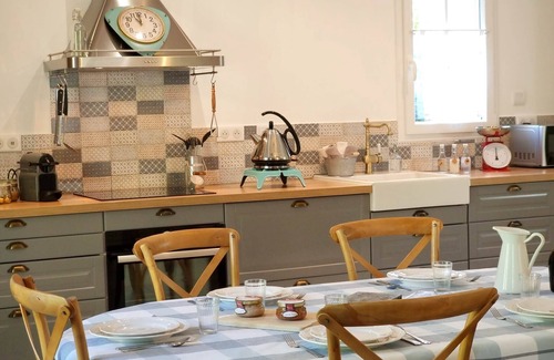 Verneuil-sur-Indre Otro | Le Four à Pain French country house holiday 4*