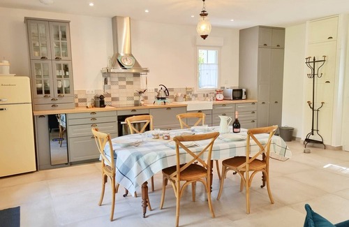 Verneuil-sur-Indre Otro | Le Four à Pain French country house holiday 4*