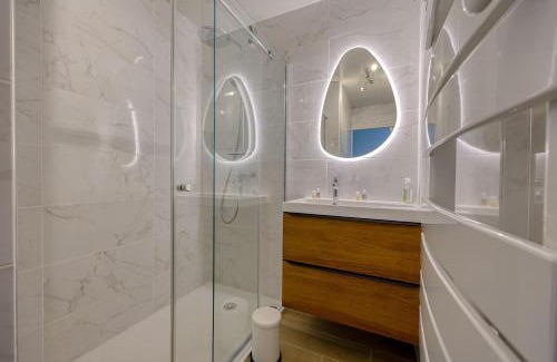 Voglans Casa | Le Gîte La Pierre Pons - vue montagne