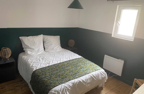 Aubie-et-Espessas Casa | Le Gallet D'Antoine - House 6 persons