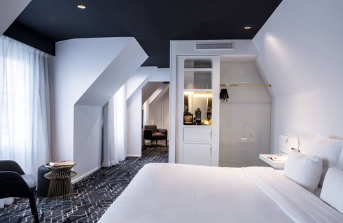 Quartier de la Folie-Mericourt Hotel | Le General Hotel