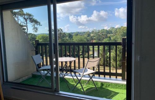 Clair Valon Apartamento | Le Green - Appt Houlgate vue sur le golf