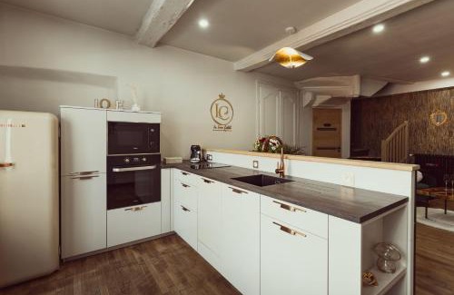 Vitre Casa | Le Love Castel Bien-être & pièce secrète