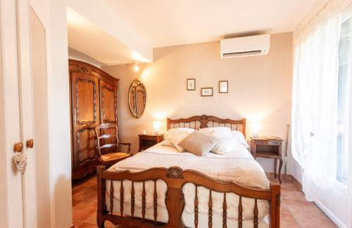 Montfrin Casa | Le Mélomane - Maison climatisée avec jardin clos