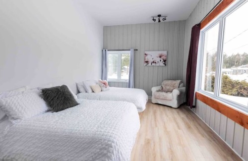 Saint-Denis-de-Brompton Casa | Le Maritime sur le lac et spa -28p