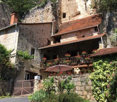 Blars Cama Y Desayuno | Le Mas des 3 Anes