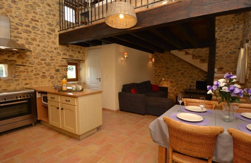 Saint-Denis Apartamento | Le Mas des Trois Anges by Interhome