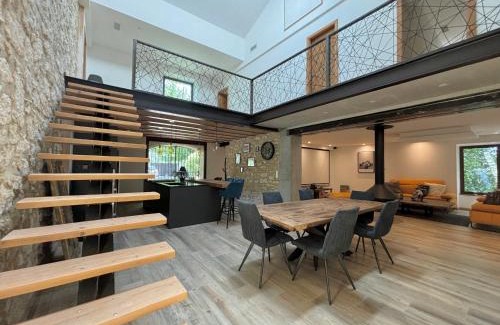 Rochefort-du-Gard Villa | Le mas