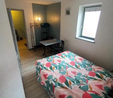 Saint-Illide Cama Y Desayuno | Le Miraillet, chambre hôte