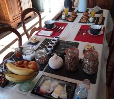 Bertric-Buree Cama Y Desayuno | LE MOULIN A VENT