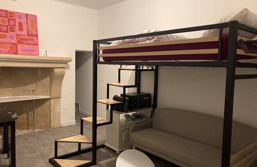 Agen Apartamento | LE ONE, Studio in the heart of Agen, fireplace