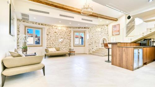 Antibes City Centre Apartamento | Le Palais Aubernon