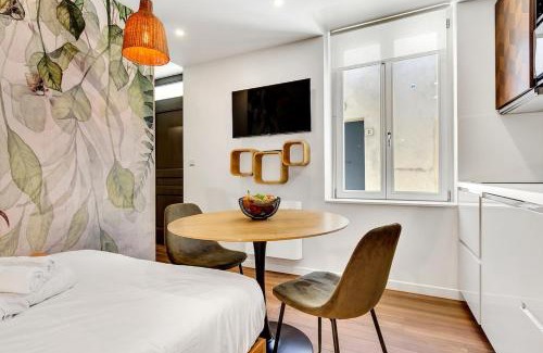 Saint Nicolas - Charles III - Ville vieille - Trois Maisons - Leopold Apartamento | Le Passage Bottin - Studio - 5min Gare - Hypercentre
