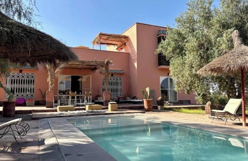 Tameslouht Casa | Le Patio des Sables. Swimming pool & Atlas view