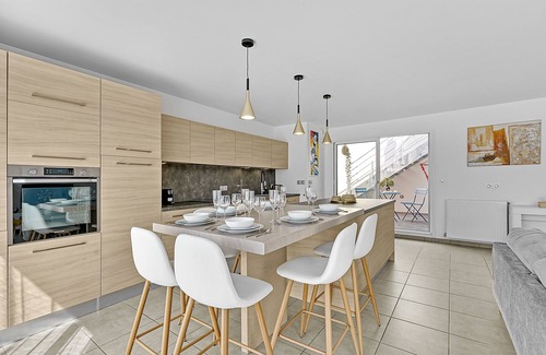Guilhemery Apartamento | LE PATIO GUILHEMERY - Tres Habitaciones Piso, Capacidad 6