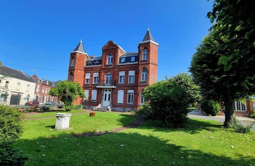 Avesnes-sur-Helpe Apartamento | Le petit Château Avesnois