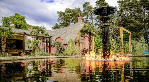 Otterburn Hotel | Le Petit Chateau & William de Percy