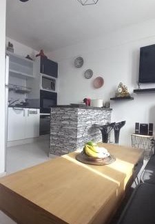 La Maladrerie Apartamento | LE PHENIX Appartement calme et Cosy