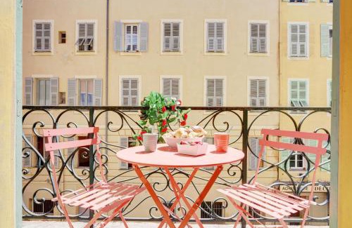 Quartier du Port Apartamento | Le Philibert - SPLENDID, 6 BEDROOMS, 12P, NICE PORT, Air Cond