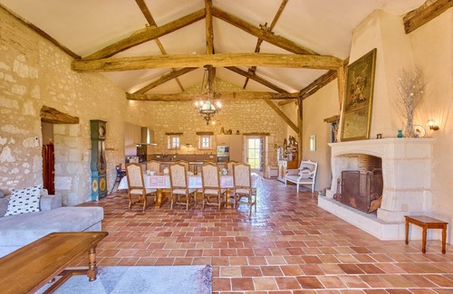 Thenac Casa | Le Pigeonnier - Piscine Privée et Jacuzzi