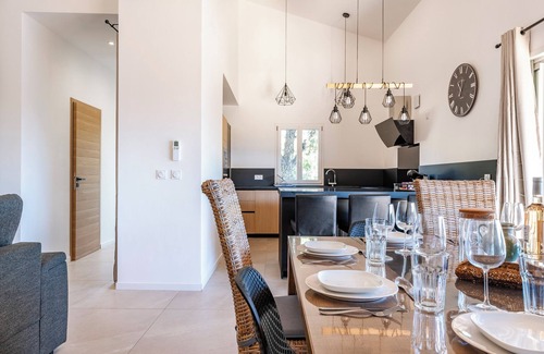 Preconil Villa | Le Plan de la Tour - Air-conditioned villa for 8 people with private pool
