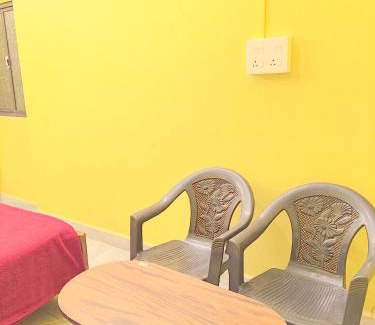 Kalapettai Hotel | LE PRINCE VILLA - NON AC ROOM -Near MAIN BUS STAND # TRIPLE 9 TRIPLE 4 16 DOUBLE ZERO