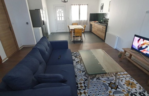 Cholet Apartamento | Le Riadh, Cosy et Calme