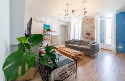 Quartier Administrations Apartamento | Le Roussy appart Clim proche Gare, Les Arènes