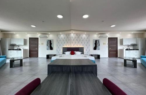 Batroun Complejo | Le Six Hotel And Resort