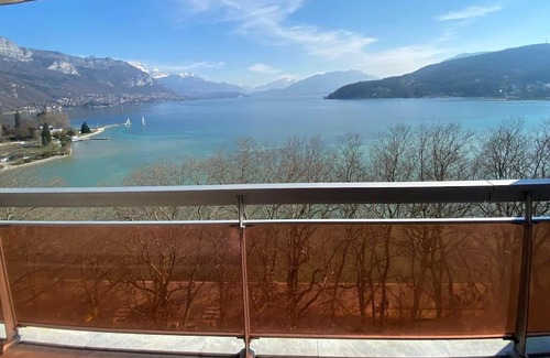 Annecy Apartamento | LE SOLAVUE 150 M2 VUE EXCEPTIONNELLE SUR LE LAC