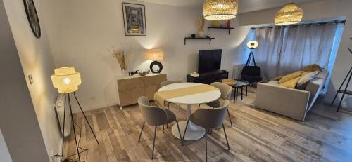 Mayenne Apartamento | Le ST Martin, Appartement de 45 m avec chambre séparé