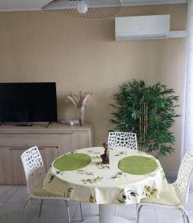 Greoux-les-Bains Apartamento | Le studio Belle Viste