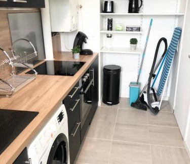 Purpan Apartamento | Le Sweet Toulouse Purpan - Hopital & Tram à 5 minutes - Parking