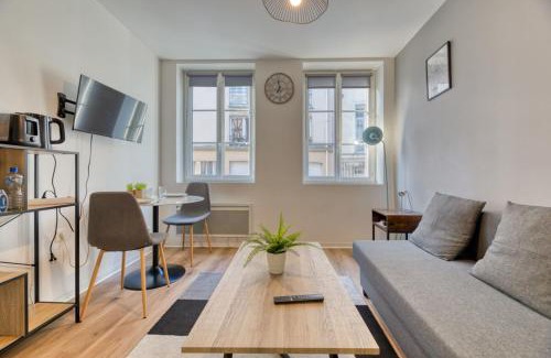 Coteaux Ouest Apartamento | Le Thibaut studio rénové au coeur de Rouen