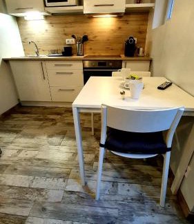Fleury-les-Aubrais Apartamento | "LE TRAMWAY" Appartement 150m gare des Aubrais