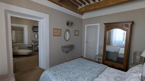 Roumoules Cama Y Desayuno | Le Vieux Castel