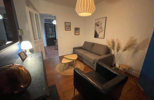 Anatole France Danton Apartamento | Le Vintage