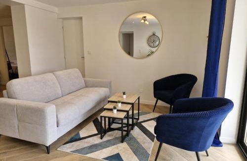 Lagnieu Apartamento | Le Zénith - 3 chambres, 3 salles de bain - 8 pers max - Réservation à la chambre possible