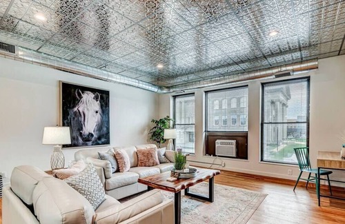 Lebanon Apartamento | Lebanon Loft on the Downtown Square