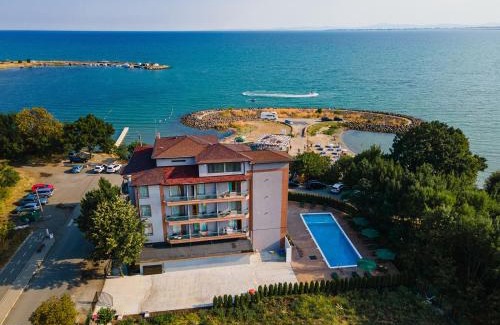 Aheloy Hotel | Lecardo Hotel