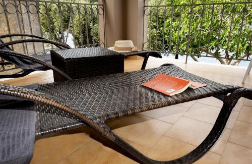 Fiskardo Apartamento | Leeward Suite at Captains Guesthouse