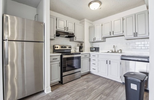 Richmond Apartamento | Legacy at Imperial Village 1014 I 2 Bed 2 Bath