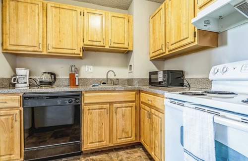 Richmond Apartamento | Legacy at Imperial Village 1108 I 1 Bed 1 Bath
